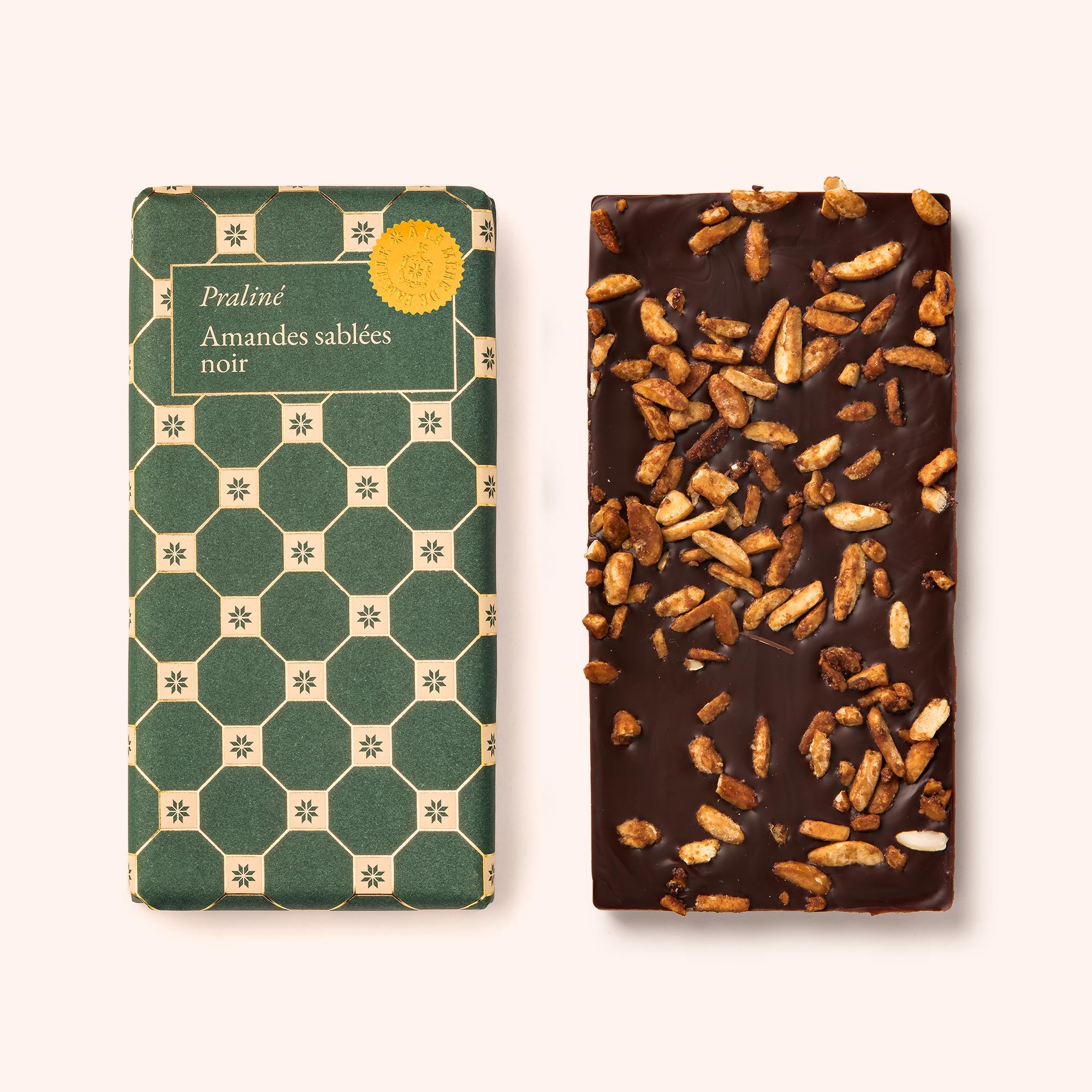 Tablette chocolat praliné amandes sablées salées noir