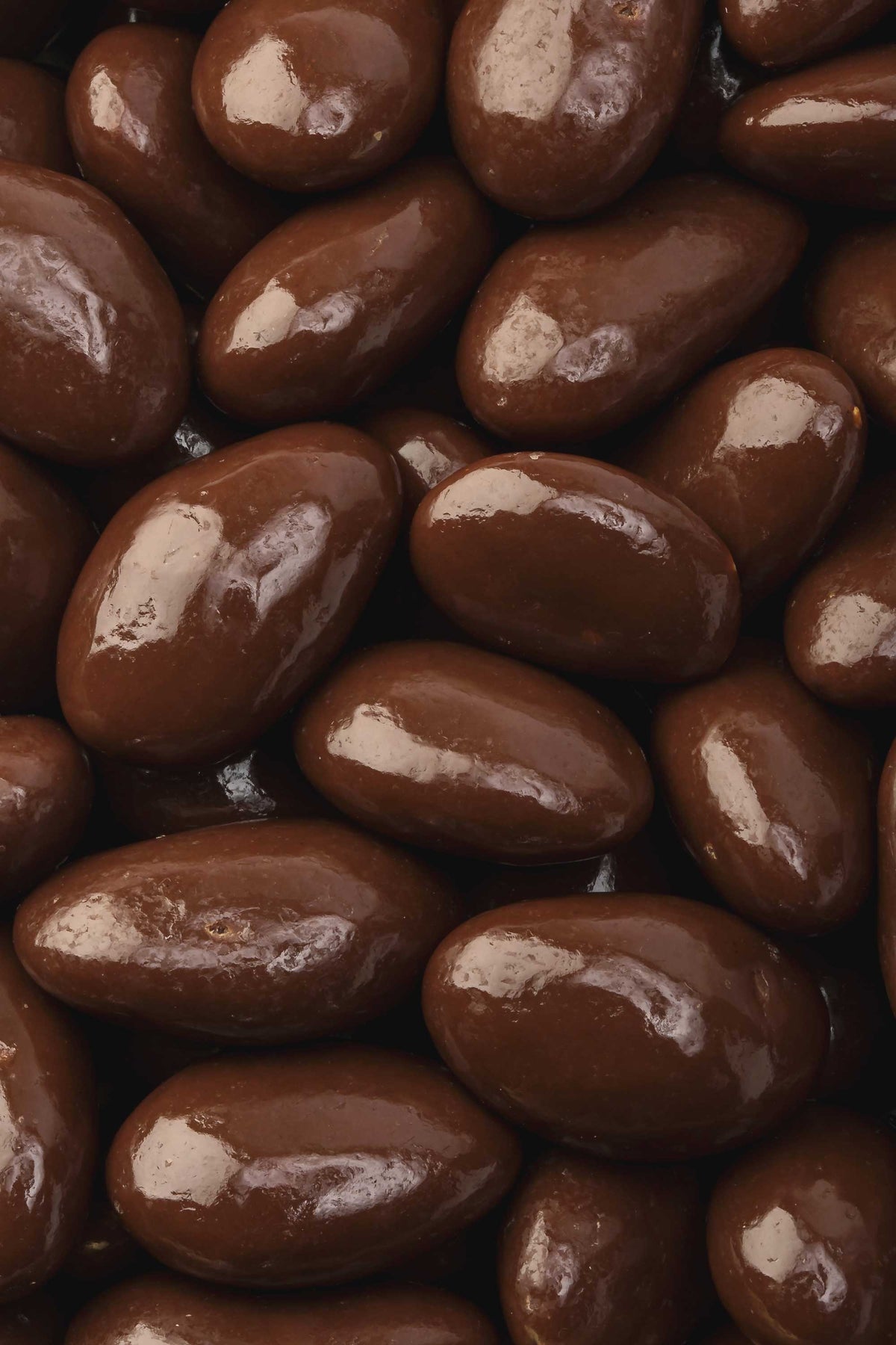 Les Amandes de l'Ili Pika milk chocolate 210 g