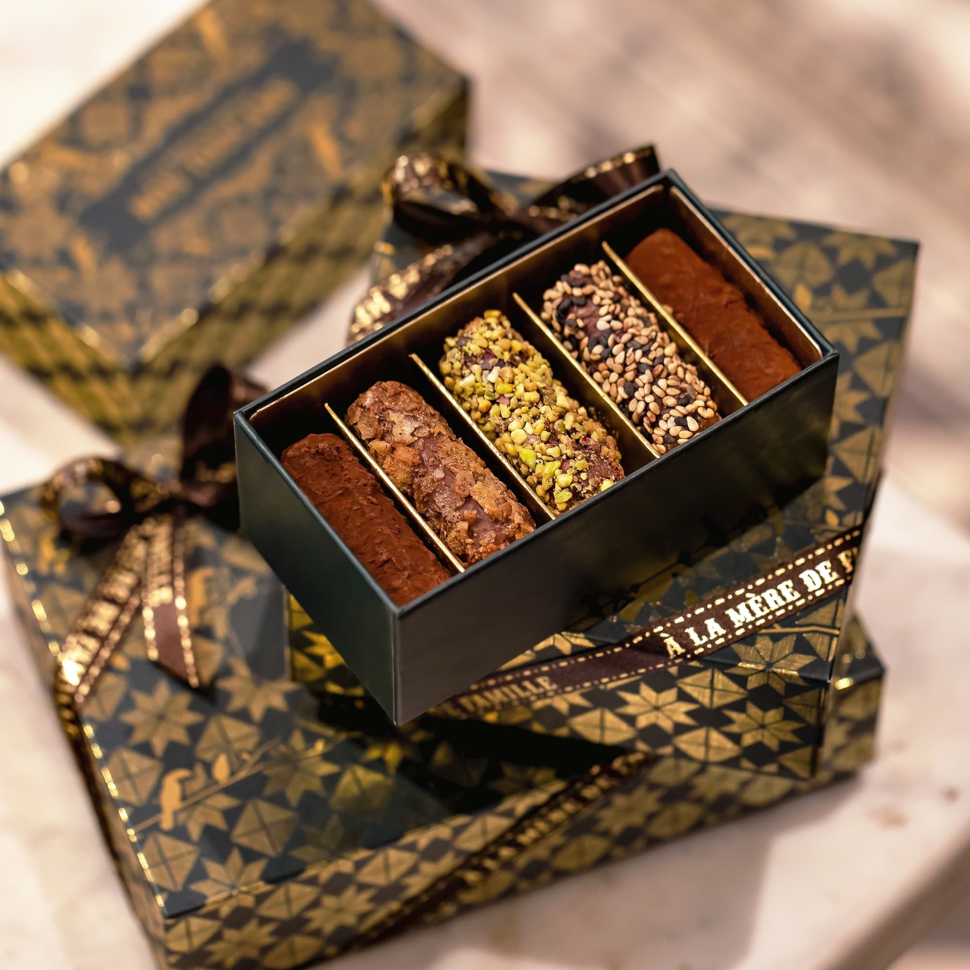 Coffret de 10 toucans assortis