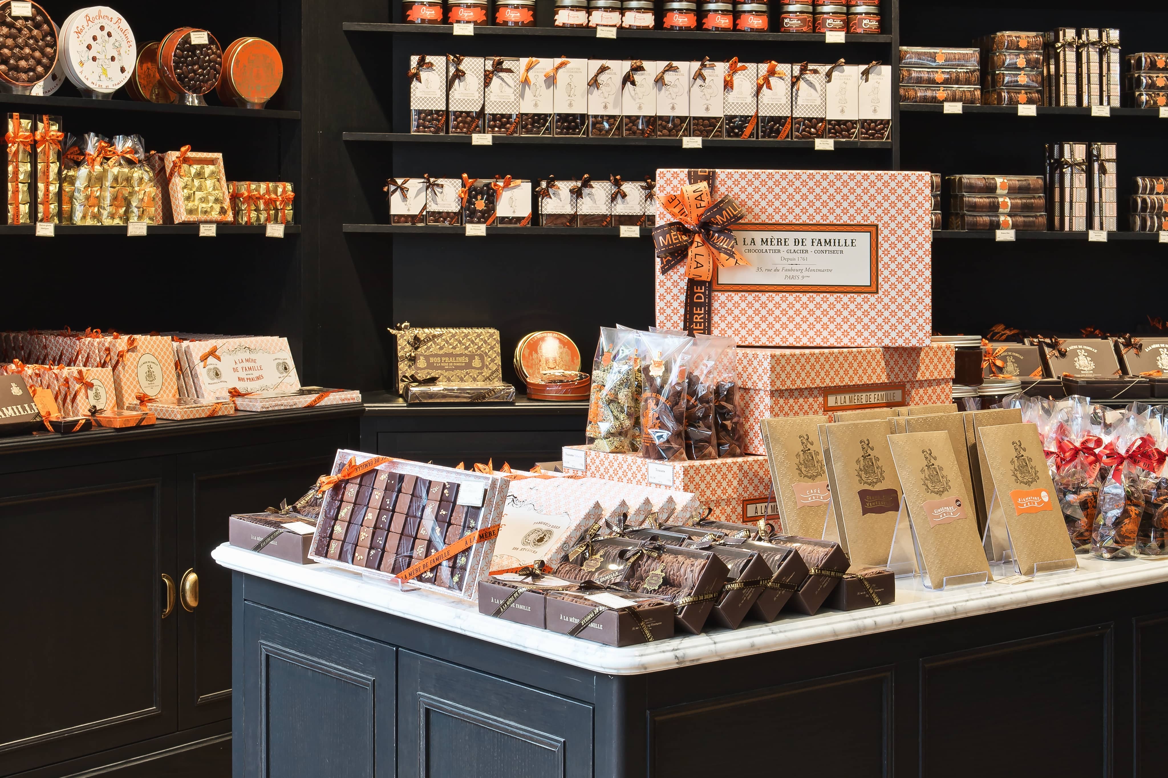 Boulogne-Billancourt Chocolate Factory | À la Mère de Famille
