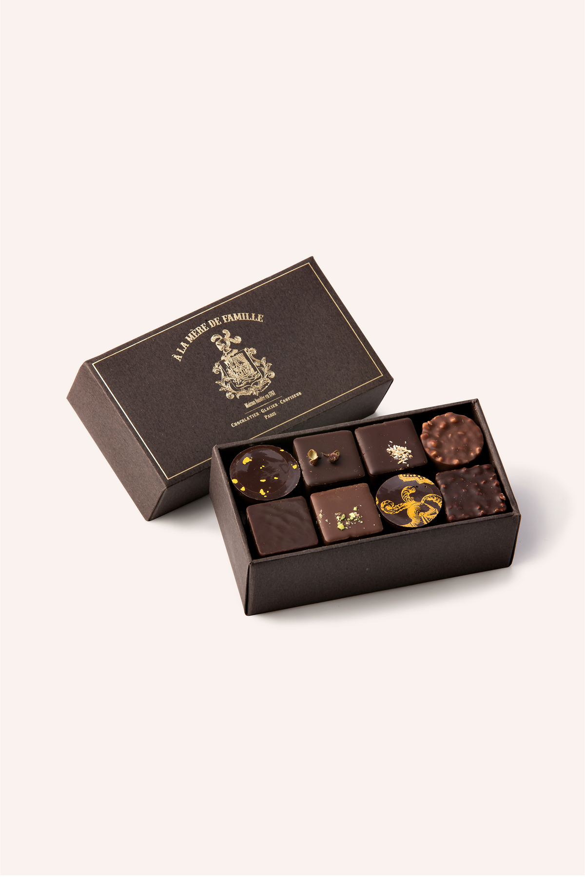 Assorted chocolates box 130g